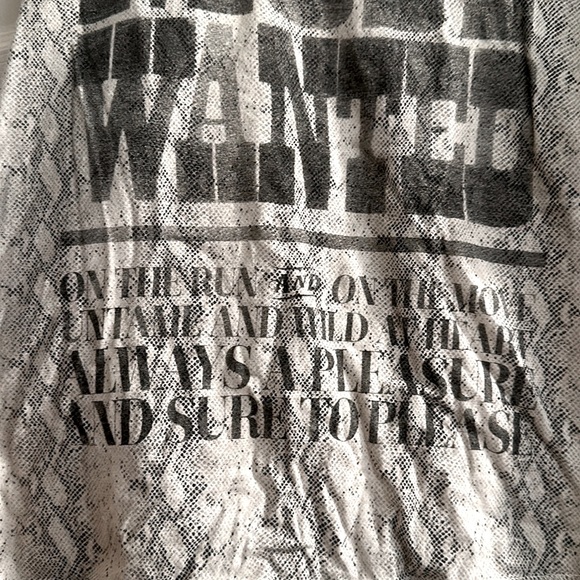 Guess Medium Vintage Python T Shirt w/ cutout sleeves - Picture 2 of 2